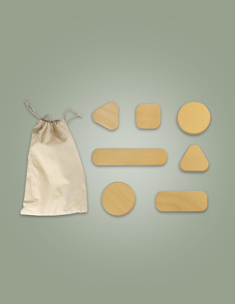 7 Wooden Shapes with Drawstring Bag